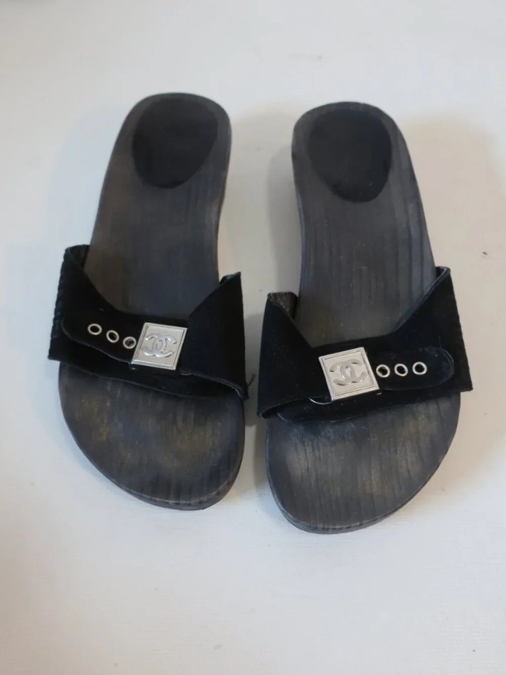 Authentic Women Chanel Black Suede Interlocked CC Wood Clog Mule Sandals 38 US/8